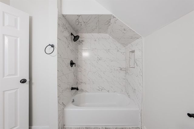 6215 Portal Drive, Houston, TX 77096