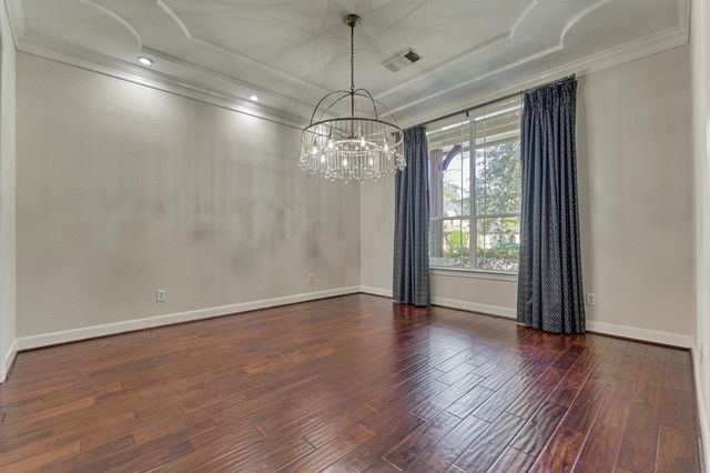 23 Player Oaks Place, The Woodlands, TX 77382