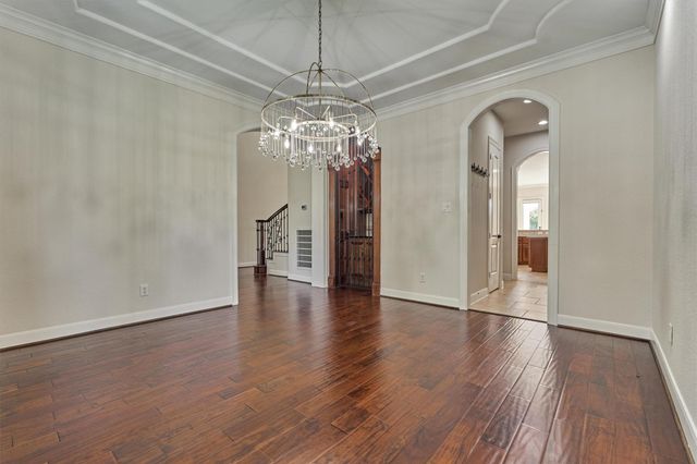 23 Player Oaks Place, The Woodlands, TX 77382