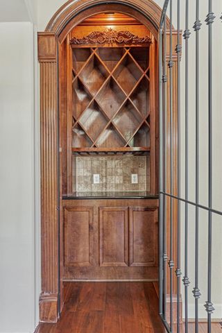 23 Player Oaks Place, The Woodlands, TX 77382