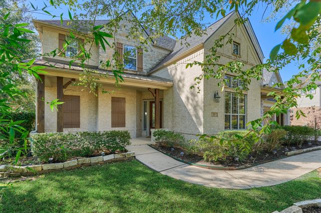 23 Player Oaks Place, The Woodlands, TX 77382