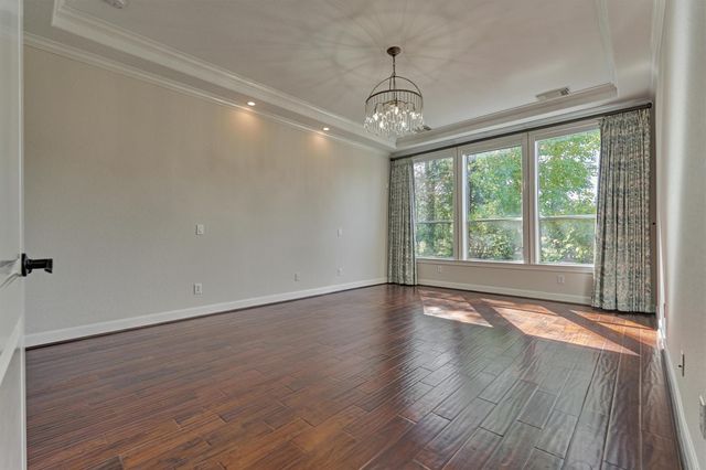 23 Player Oaks Place, The Woodlands, TX 77382