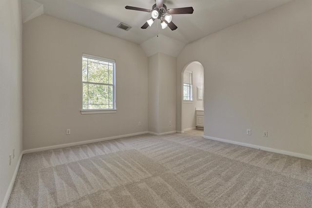 23 Player Oaks Place, The Woodlands, TX 77382