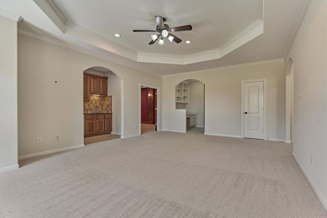 23 Player Oaks Place, The Woodlands, TX 77382