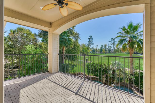 23 Player Oaks Place, The Woodlands, TX 77382