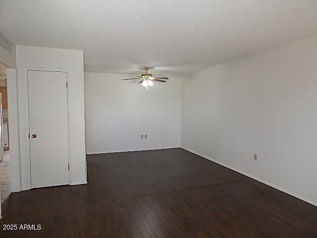 10569 W COGGINS Drive, Sun City, AZ 85351