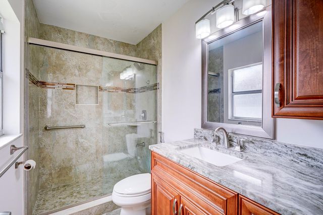 3929 Kenas Street, Palm Beach Gardens, FL 33403