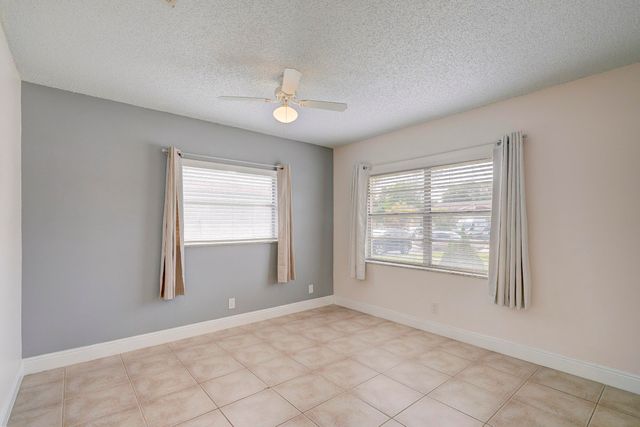 3929 Kenas Street, Palm Beach Gardens, FL 33403