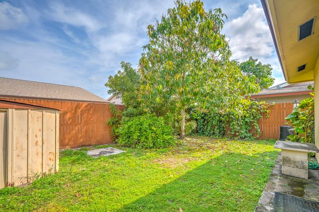 3929 Kenas Street, Palm Beach Gardens, FL 33403