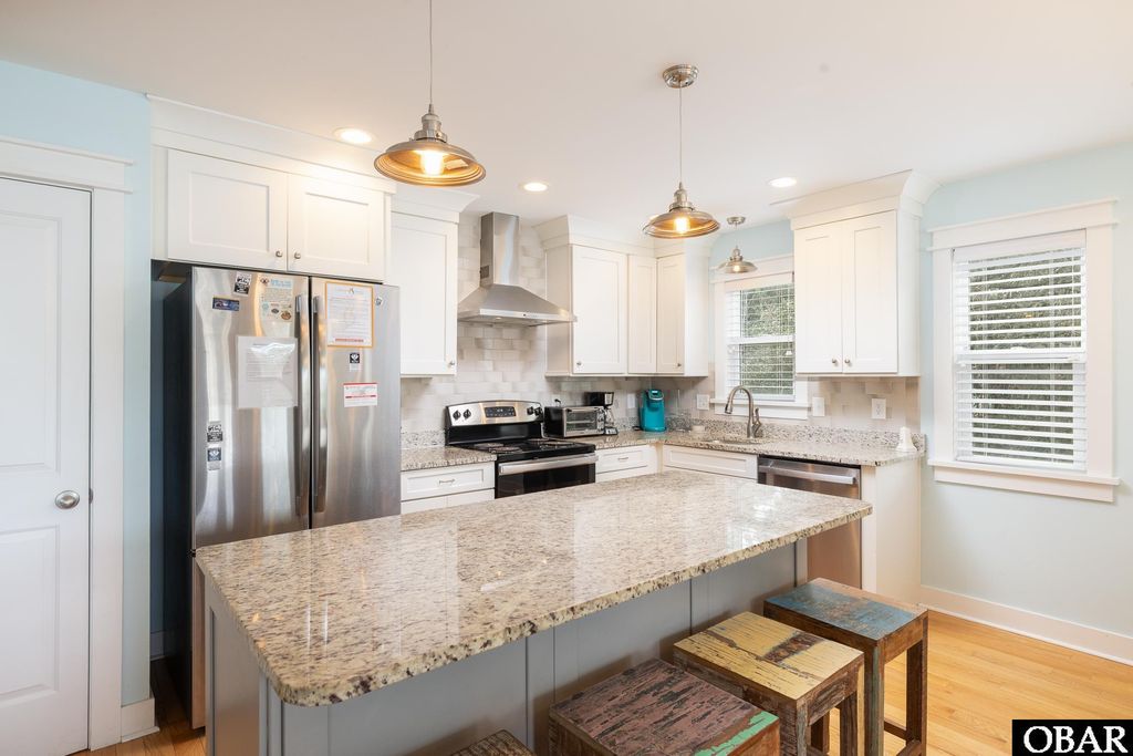 Image 9 of property listing at 931 Soundside Court Lot 138, Corolla, NC 27927