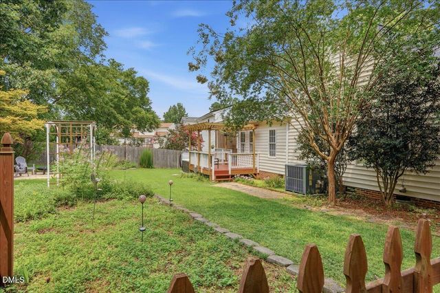 206 Kelly West Drive, Apex, NC 27502