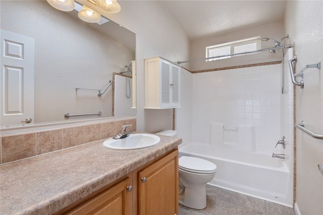 3676 N Santa Maria Road, Golden Valley, AZ 86413