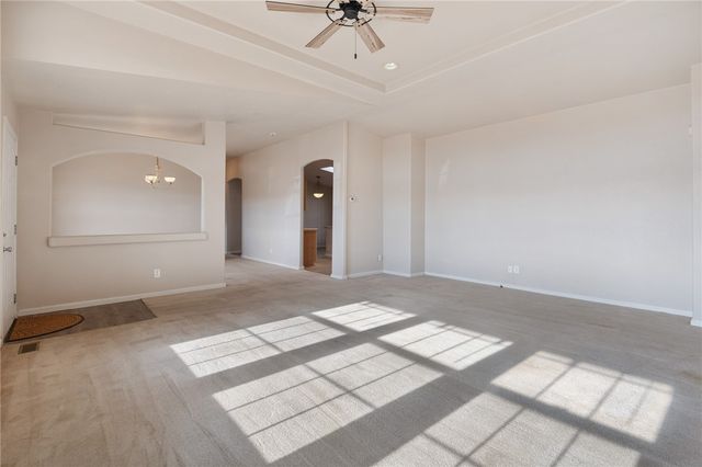 3676 N Santa Maria Road, Golden Valley, AZ 86413