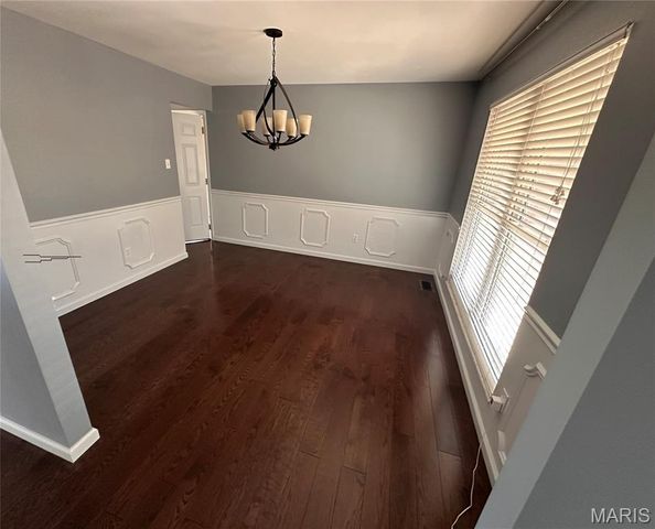 1225 Traverton Drive, Chesterfield, MO 63017