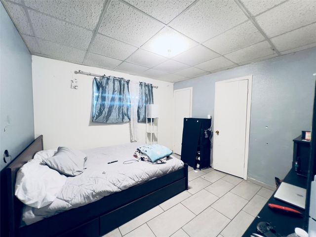 7706 Sawmill Trail, Houston, TX 77040