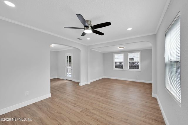 1322 MACARTHUR Street, Jacksonville, FL 32205