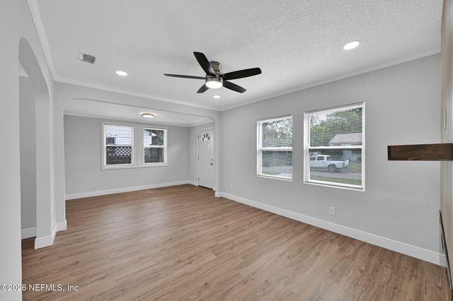 1322 MACARTHUR Street, Jacksonville, FL 32205