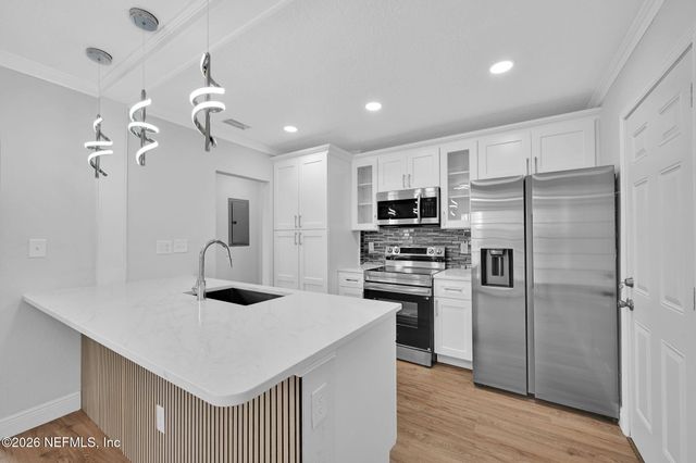 1322 MACARTHUR Street, Jacksonville, FL 32205