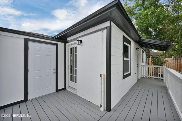 1322 MACARTHUR Street, Jacksonville, FL 32205