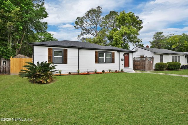 1322 MACARTHUR Street, Jacksonville, FL 32205