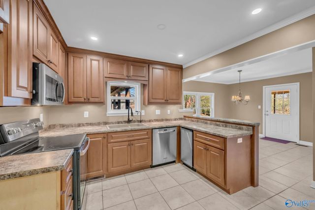 14504 East Limestone Road, Harvest, AL 35749