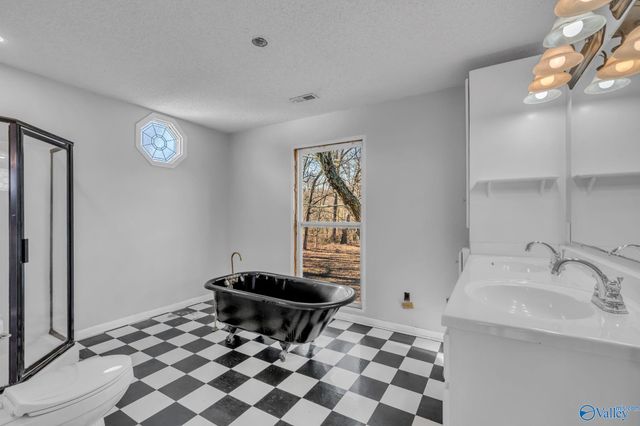 14504 East Limestone Road, Harvest, AL 35749