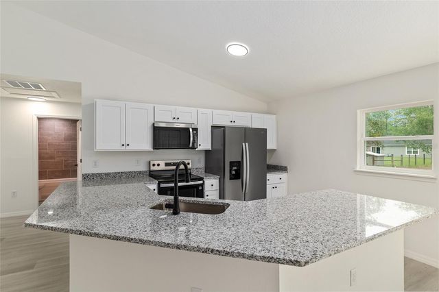 35 FIR TRAIL PASS, Ocala, FL 34472