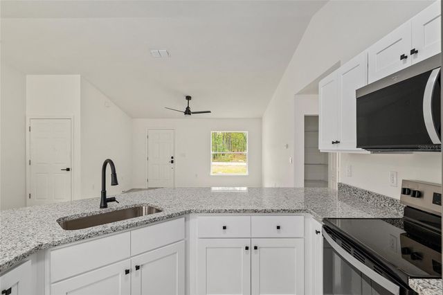 35 FIR TRAIL PASS, Ocala, FL 34472