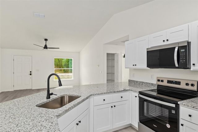 35 FIR TRAIL PASS, Ocala, FL 34472