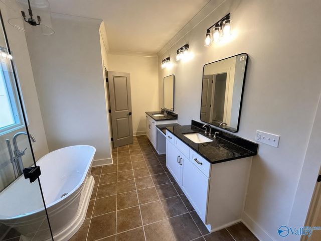 3606 Briarwood Lane, Guntersville, AL 35976