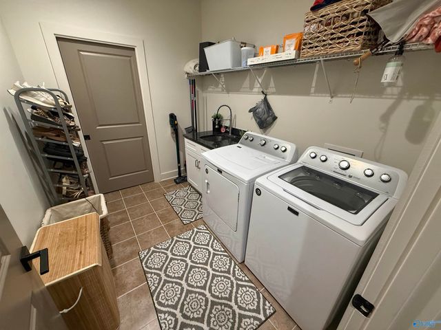 3606 Briarwood Lane, Guntersville, AL 35976