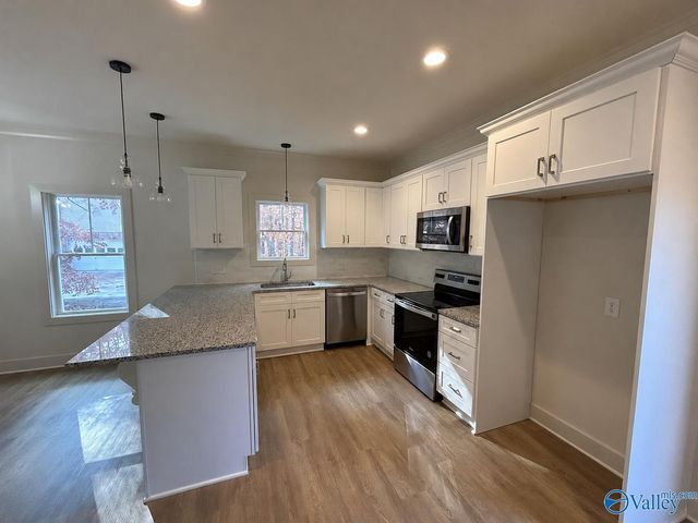 3606 Briarwood Lane, Guntersville, AL 35976