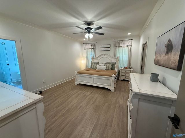 3606 Briarwood Lane, Guntersville, AL 35976