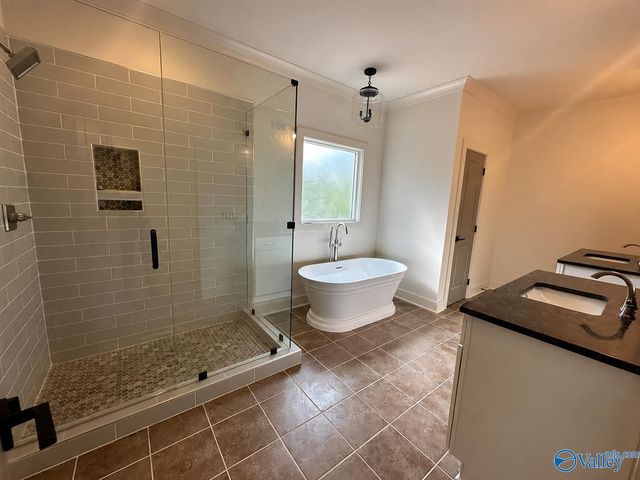 3606 Briarwood Lane, Guntersville, AL 35976