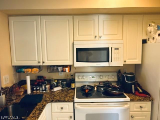 1280 Wildwood Lakes BLVD S 201, Naples, FL 34104