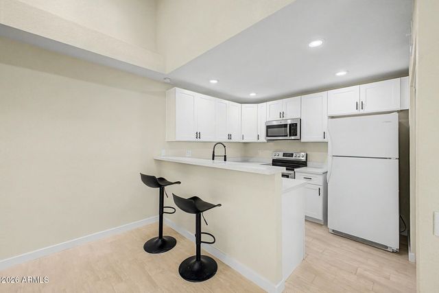 7001 S 41ST Street, Phoenix, AZ 85042