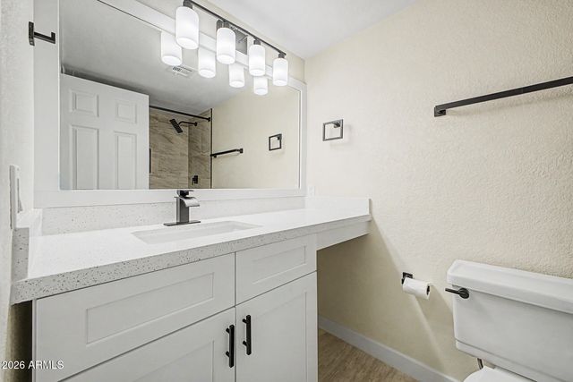 7001 S 41ST Street, Phoenix, AZ 85042