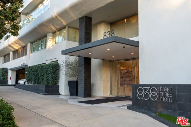 838 N Doheny Drive 302, West Hollywood, CA 90069