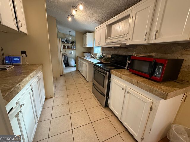 456 M L King Jr Circle, Zebulon, GA 30295