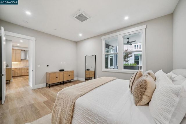 600 Hartz Ave 114, Danville, CA 94526