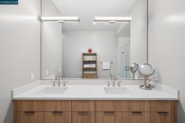 600 Hartz Ave 114, Danville, CA 94526