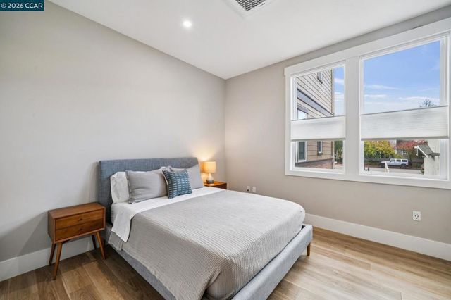 600 Hartz Ave 114, Danville, CA 94526