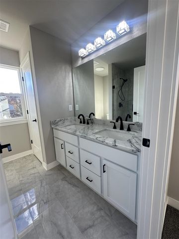 30815 Lower Ridge Drive, New Boston, MI 48164