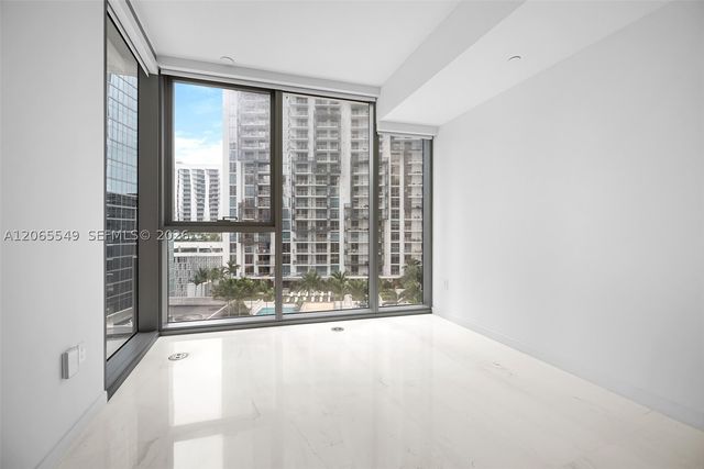 300 Biscayne Blvd Way 2309, Miami, FL 33131