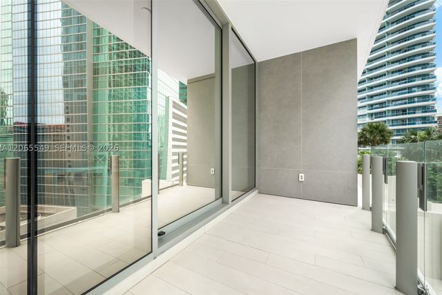 300 Biscayne Blvd Way 2309, Miami, FL 33131