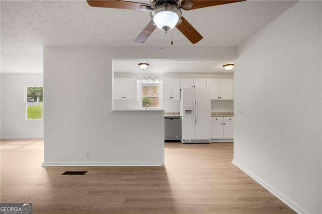 119 Hunt Drive NE, Calhoun, GA 30701