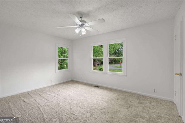 119 Hunt Drive NE, Calhoun, GA 30701