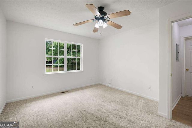 119 Hunt Drive NE, Calhoun, GA 30701