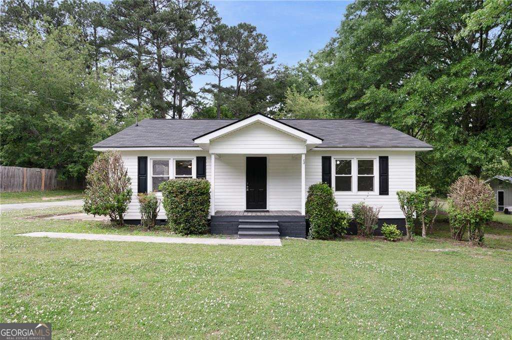 119 Hunt Drive NE, Calhoun, GA 30701