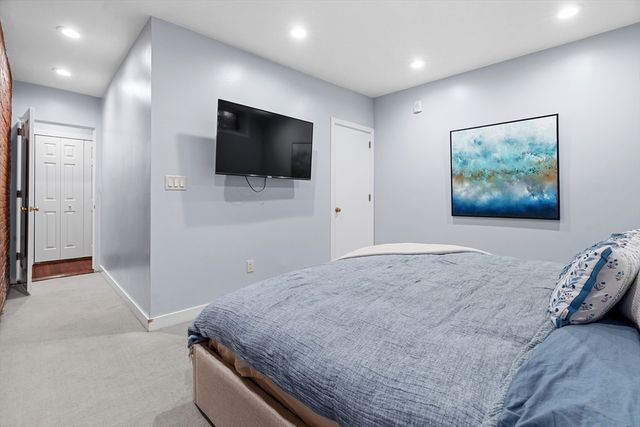 150 Chandler St 1, Boston, MA 02116